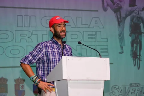 Imagen de la noticia: TractorGump supera los 9.000 kilómetros de su reto solidario por la leucemia infantil