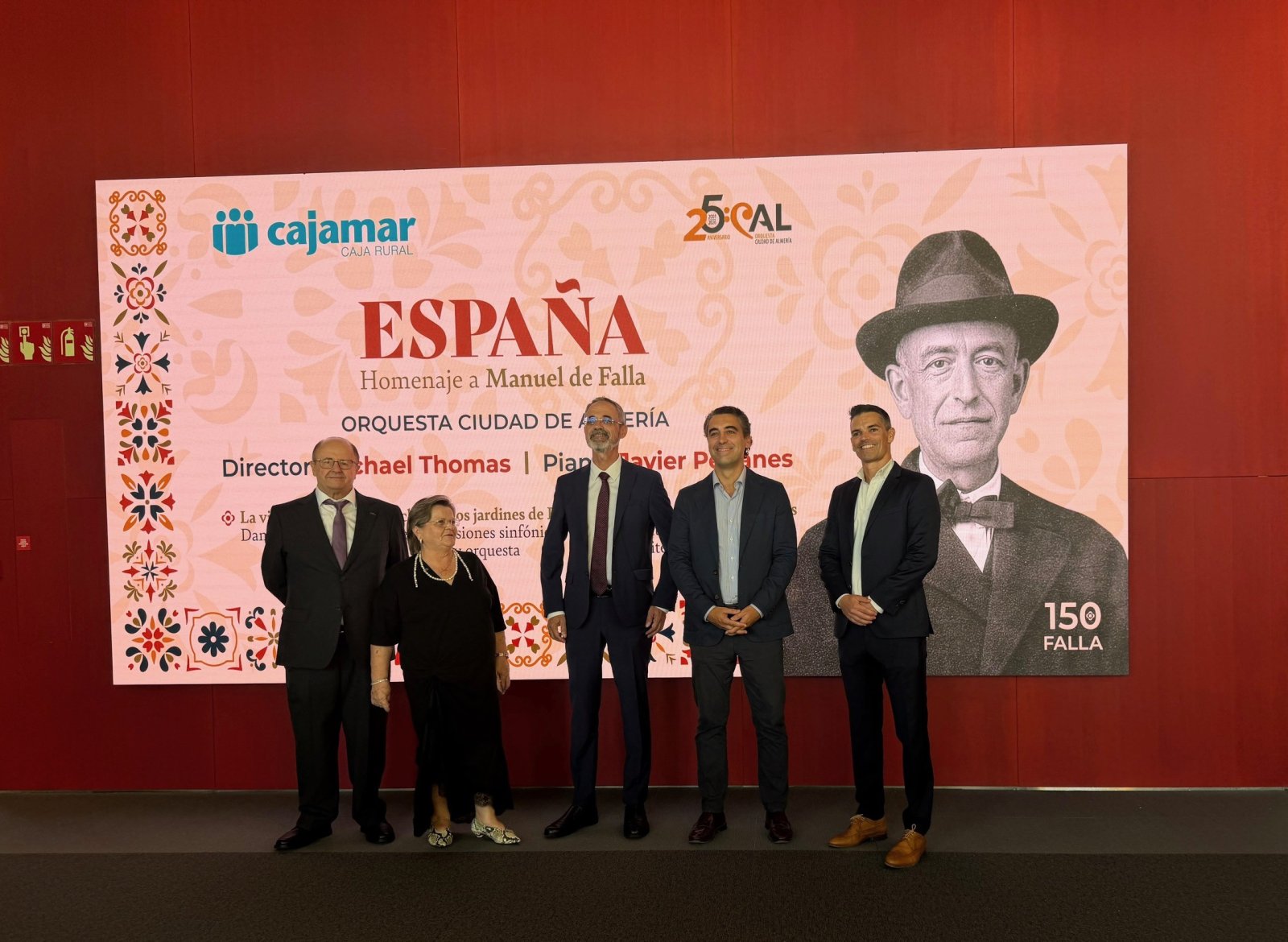 Imagen de la noticia: La OCAL celebra sus 25 años con un concierto de Falla junto a Javier Perianes