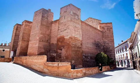 Imagen de la noticia: Amigos de la Alcazaba programa cuatro actividades culturales en la segunda quincena de octubre