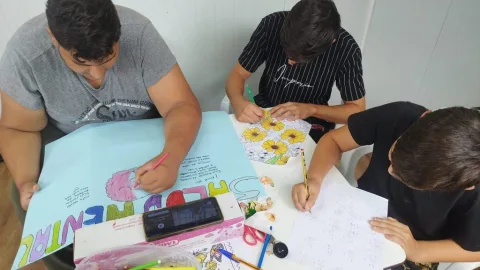 Image for the story: Vícar brings the emotional well-being of young Roma people to the neighborhoods of La Lomilla and La Cimilla