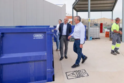 Image for the story: Pulpí opens its Recycling Point from Monday to Saturday for bulky items and special waste