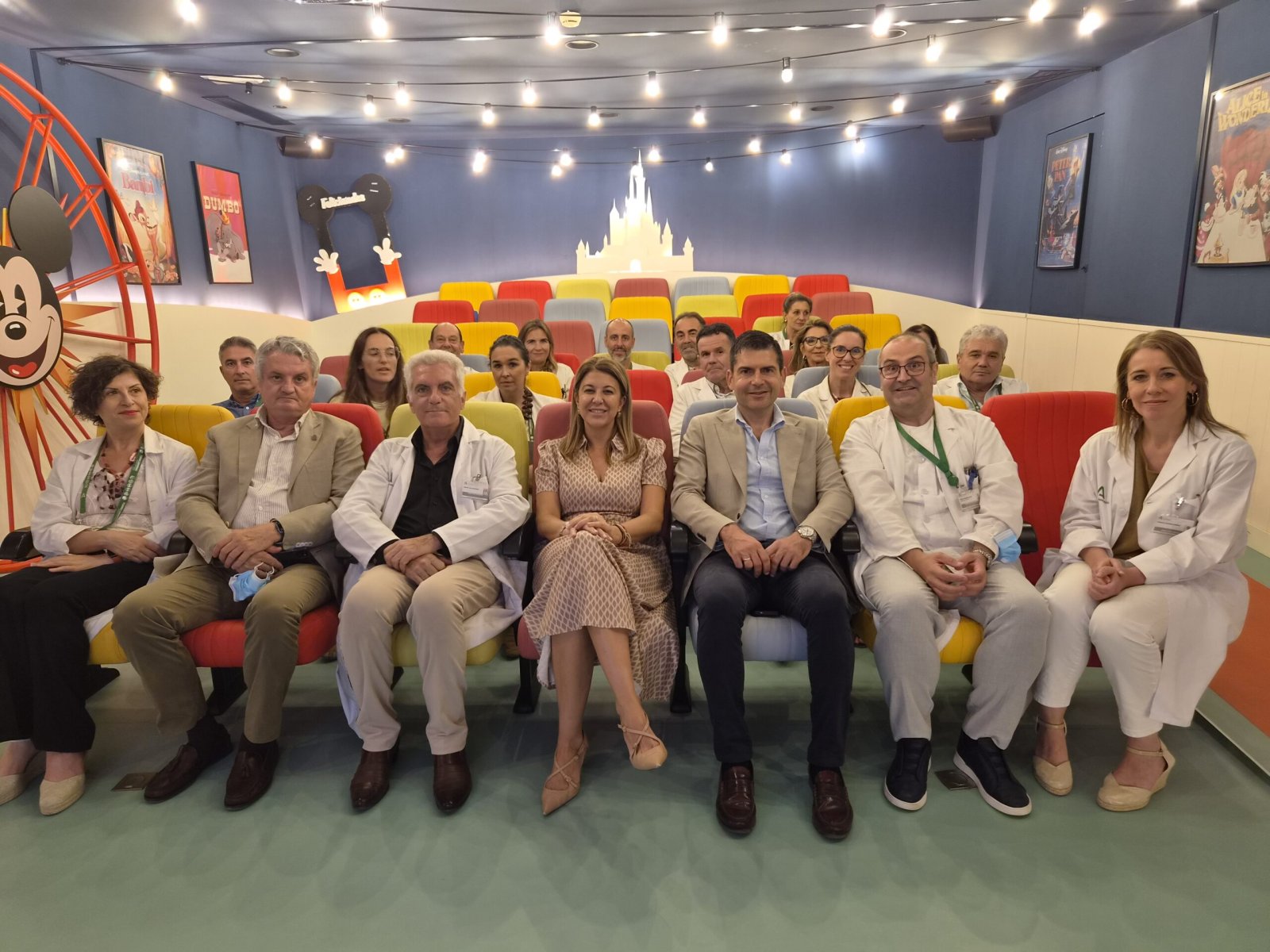 Imagen de la noticia: El Hospital Torrecárdenas muestra sus espacios de humanización a la Junta