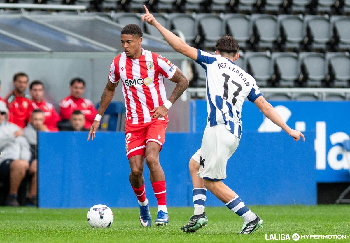 Image for the story: Chirino awaiting tests after retiring injured in San Sebastián
