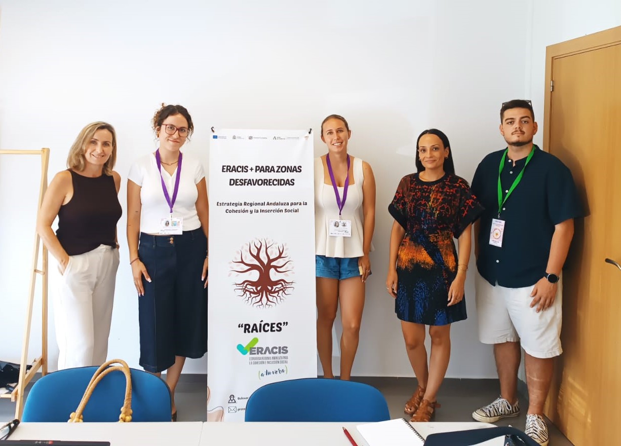 Imagen de la noticia: Vícar renueva los parques infantiles del Bulevar Ciudad con una inversión de 48.375 euros