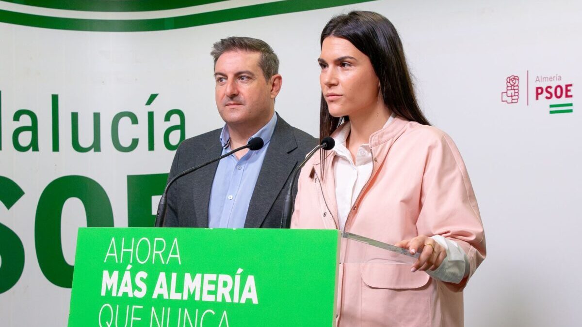 Imagen de la noticia: El PSOE denuncia 25 millones en contratos con clínicas privadas de Murcia para pacientes de Almería