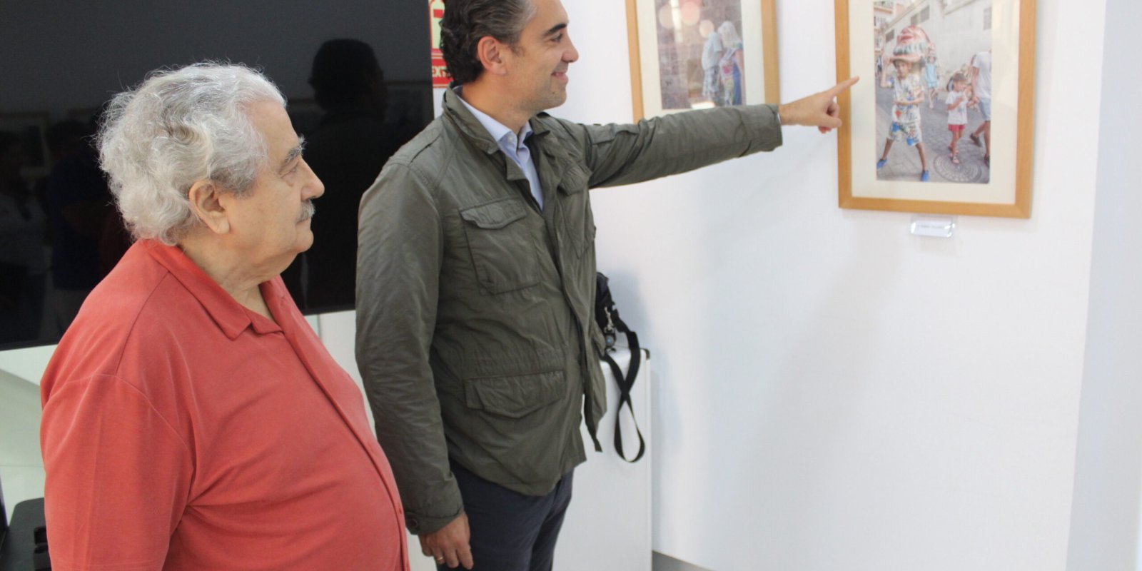 Imagen de la noticia: La Sala Jayrán acoge hasta el 14 de noviembre la exposición fotográfica 'El Teatro de la Calle'