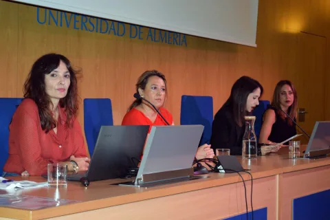 Imagen de la noticia: La UAL aborda en una jornada los efectos del tabaco y los vapeadores en la salud