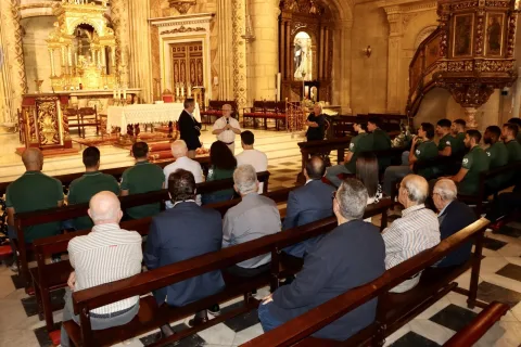 Imagen de la noticia: Unicaja Costa de Almería recupera su visita a la Virgen del Mar antes de la temporada