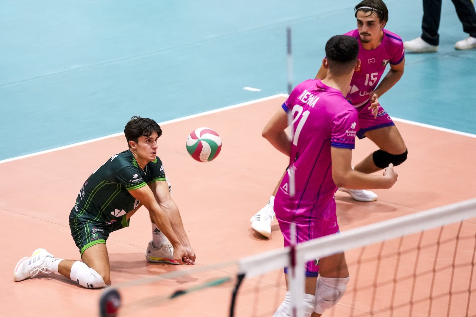Image for the story: Rodri Jiménez debuts with Unicaja Costa de Almería against his former team, Soria