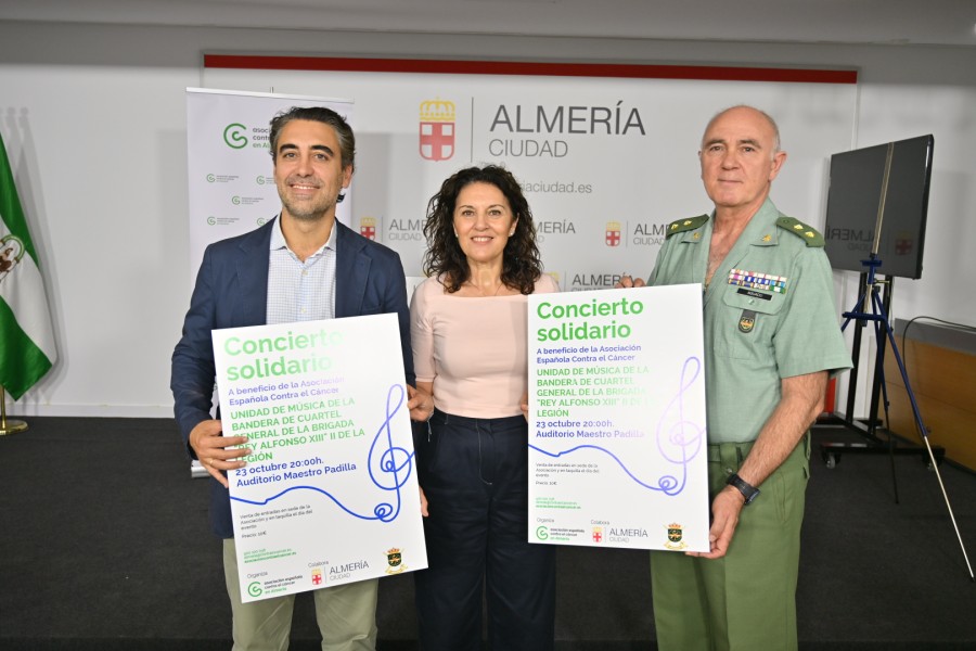 Imagen de la noticia: La música de la Legión llena el Auditorio Maestro Padilla en un concierto solidario contra el cáncer