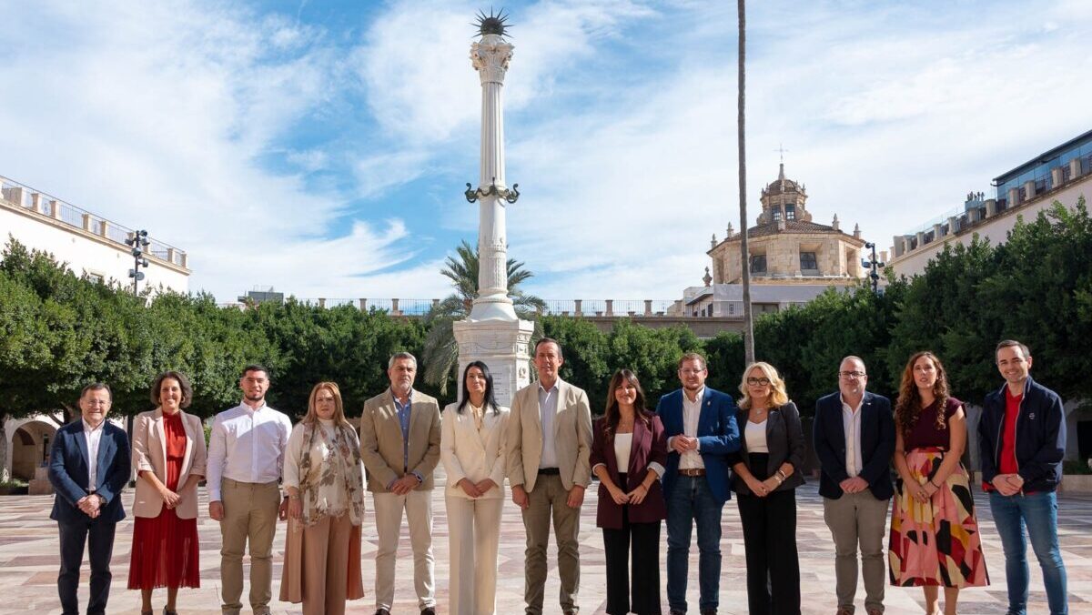 Imagen de la noticia: El PSOE cifra en más de 270.000 los almerienses beneficiados por las subidas