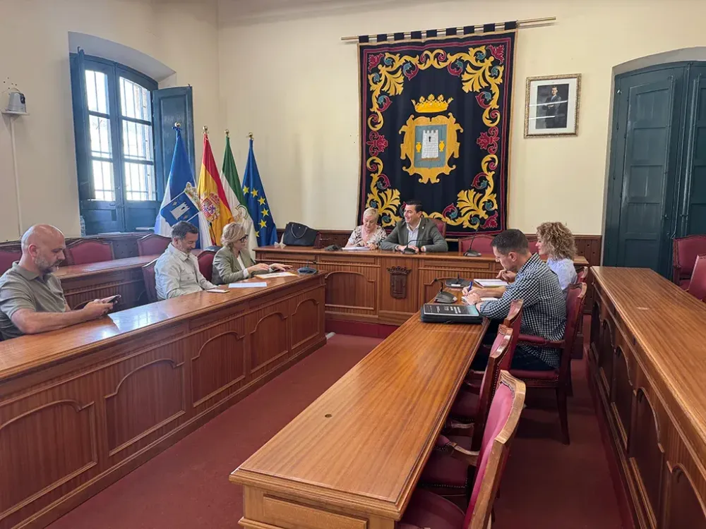 Imagen de la noticia: Níjar roza el 92% de ocupación en agosto y prepara su salto a ferias
