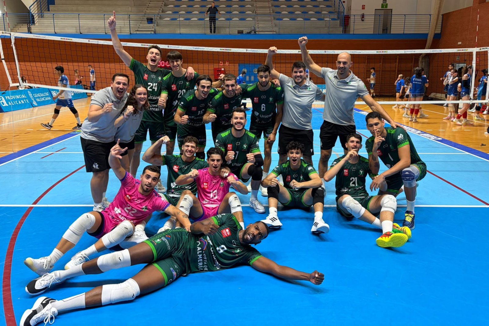 Imagen de la noticia: Unicaja Costa de Almería gana en Benidorm su primer partido