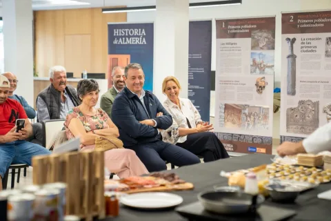 Imagen de la noticia: Tíjola conecta a cinco productores del Almanzora con cocineros de la provincia