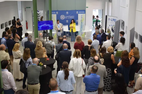 Imagen de la noticia: La UAL conecta a sus investigadores con empresas de Almería en las Jornadas i+E